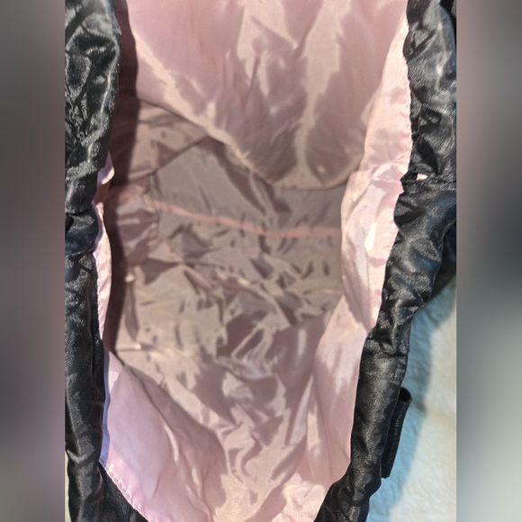 Victoria's Secret Black Packable Tote Bag - Picture 7 of 10